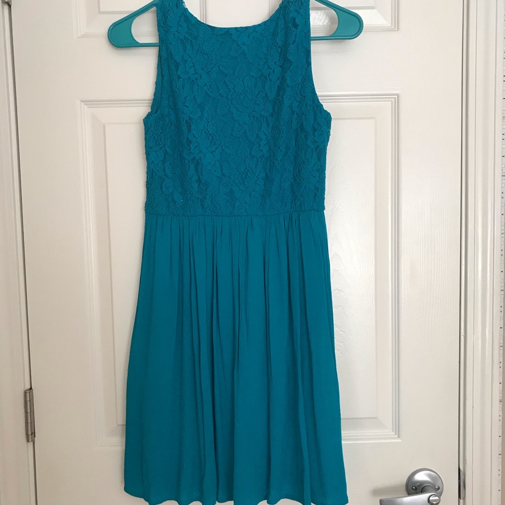 BRAND NEW blue dress from Knit Works. (No tags)